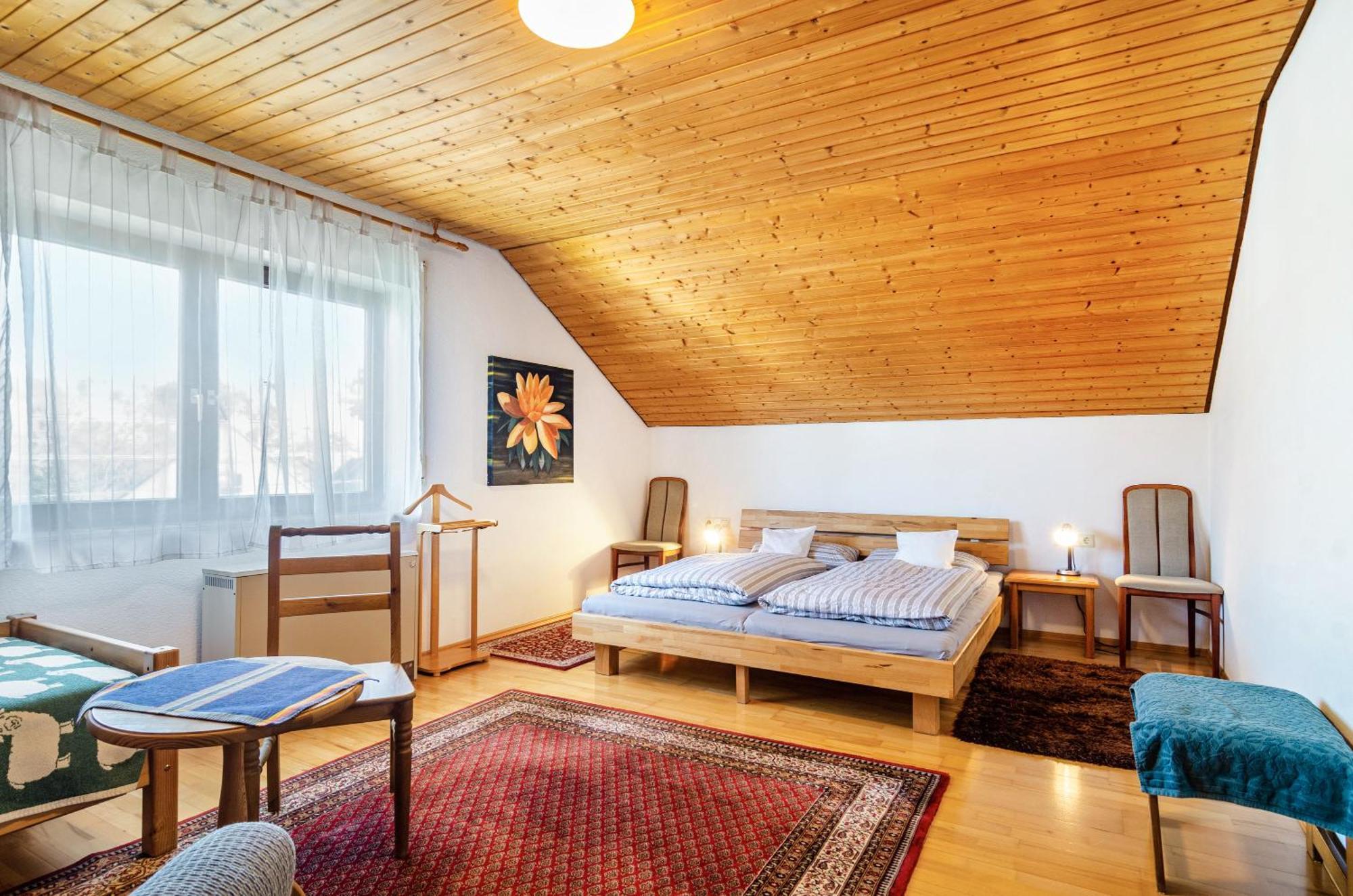 Vronis Ferienwohnungen Muhlingen Exteriér fotografie