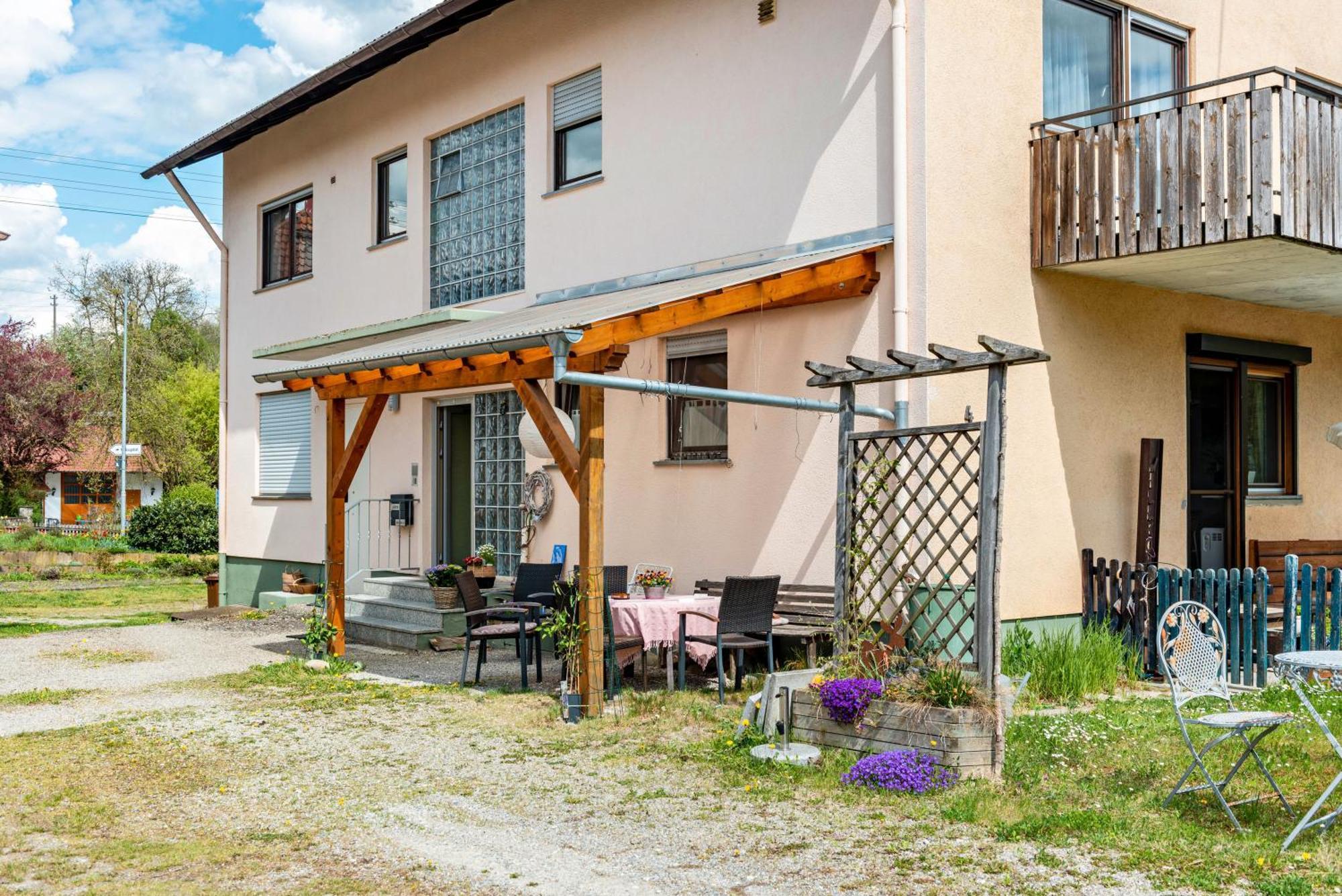 Vronis Ferienwohnungen Muhlingen Exteriér fotografie